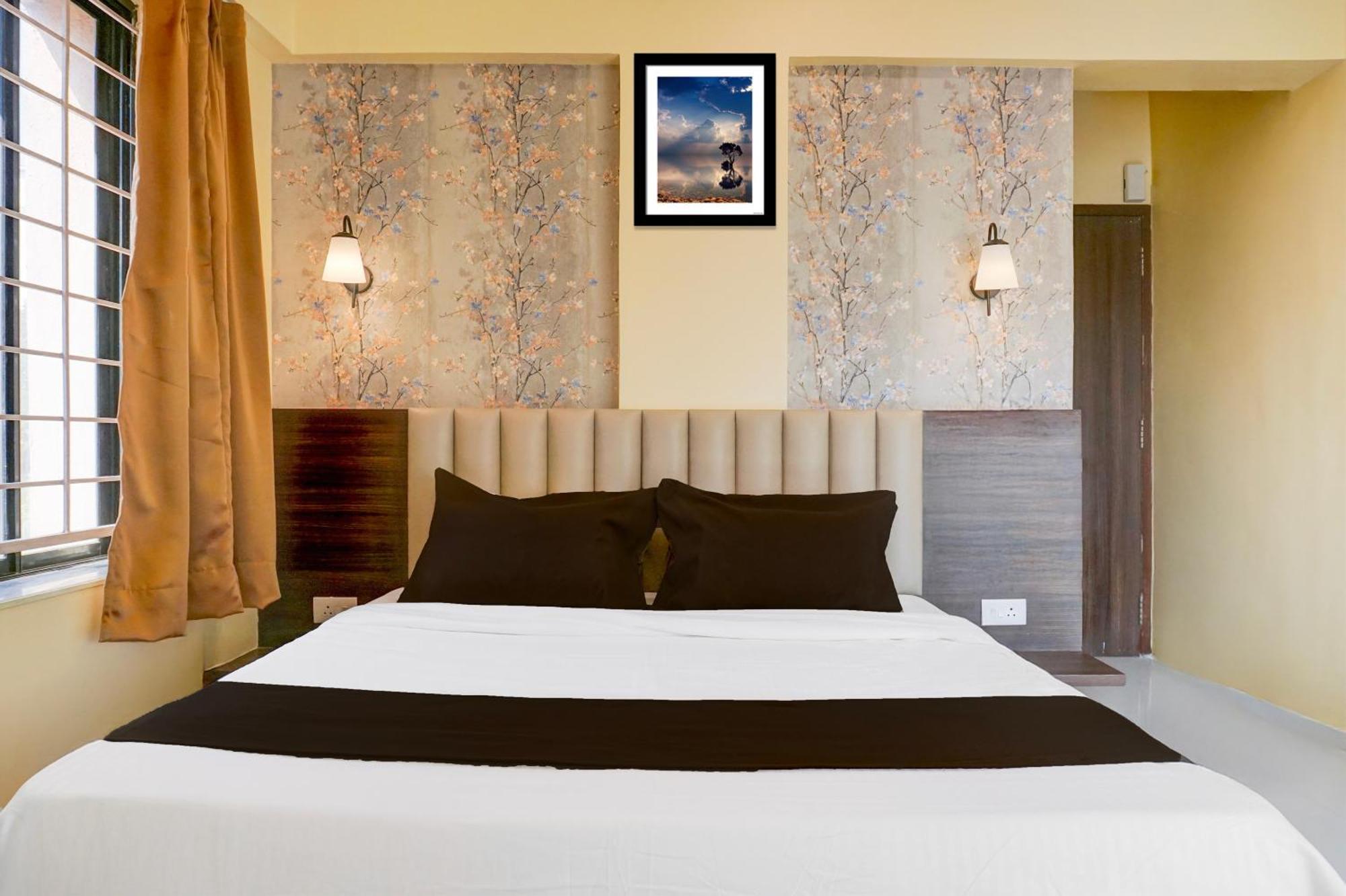 Super Collection O Veerbhadra Nagar Baner Hotel Meribel Village Luaran gambar