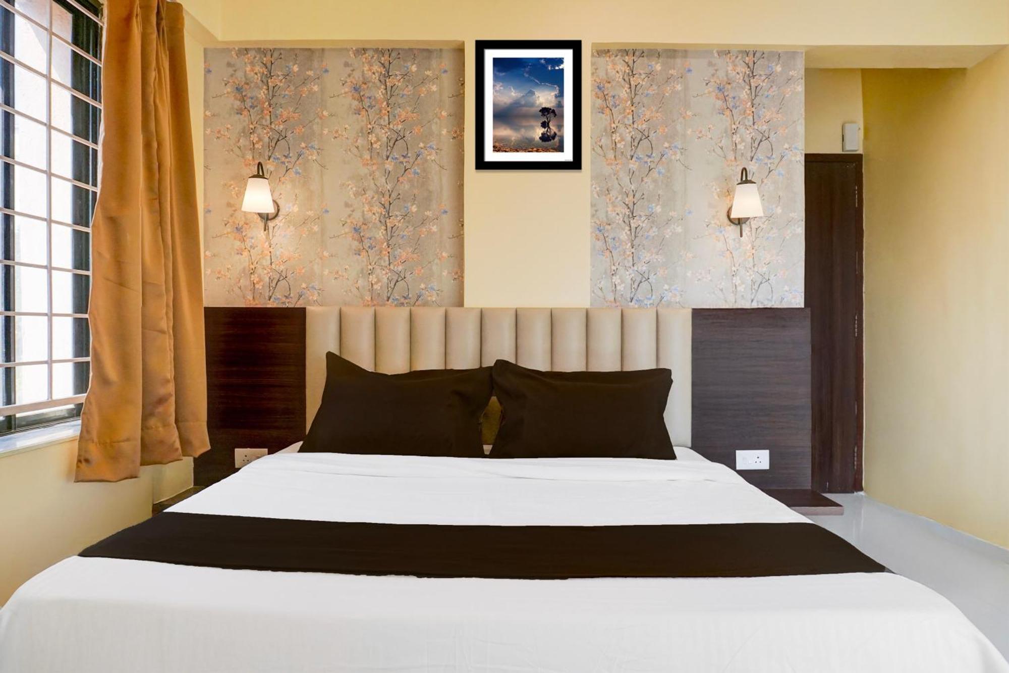 Super Collection O Veerbhadra Nagar Baner Hotel Meribel Village Luaran gambar