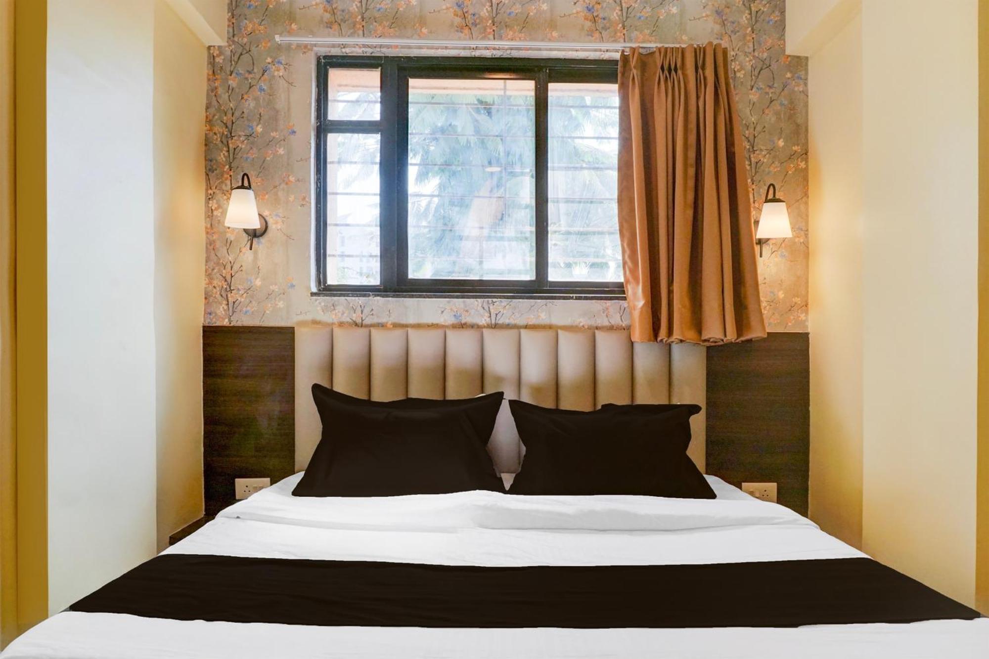 Super Collection O Veerbhadra Nagar Baner Hotel Meribel Village Luaran gambar